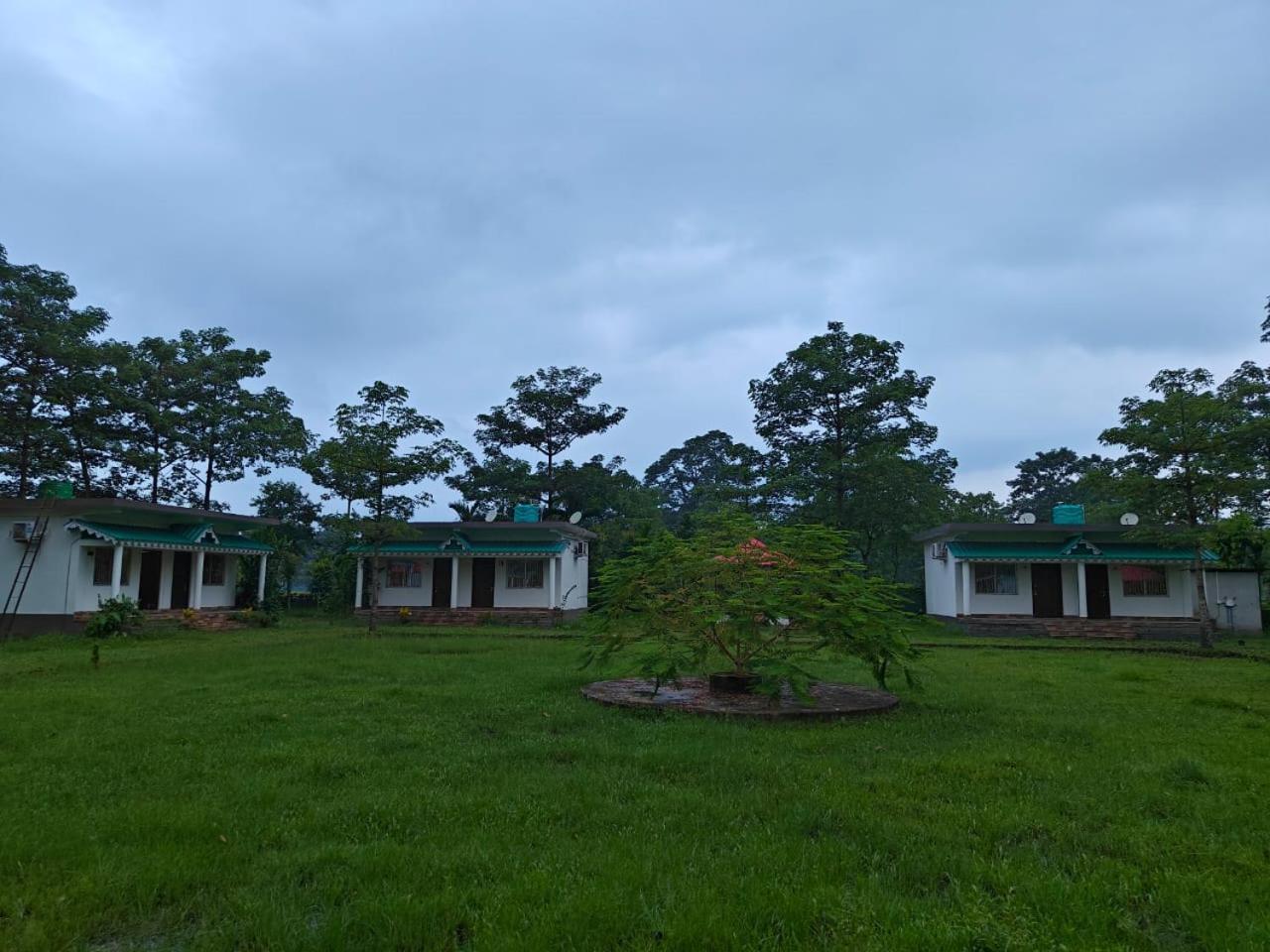 Jaldapara Eco Resorts By Stayapart Madari Hat 外观 照片